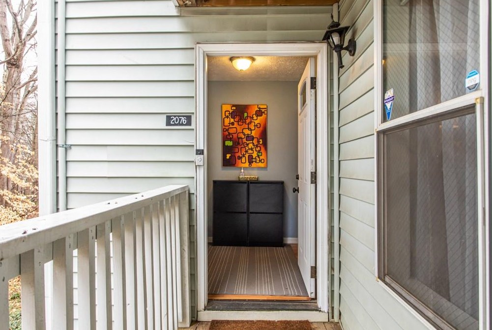 2076 Brian Way, Decatur GA  30033-3830 exterior