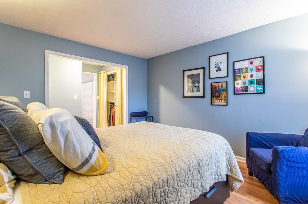 2076 Brian Way, Decatur GA  30033-3830 exterior