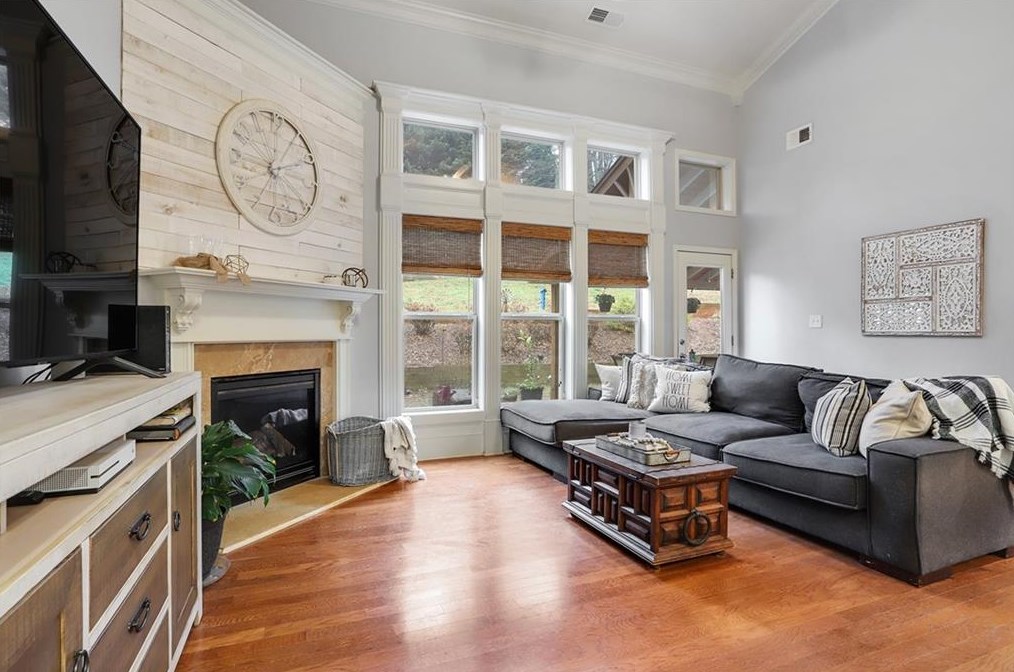 5435 Cowart Ct, Cumming, GA 30040-6031