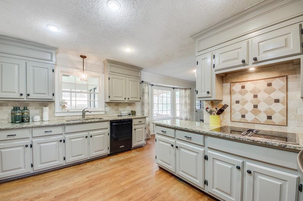 3525 Aubusson Trce, Alpharetta GA 30022-5225 exterior