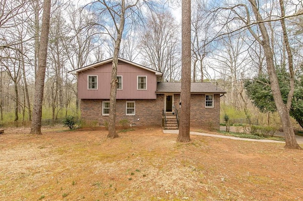 701 Dogwood Dr, Lawrenceville, GA 30046-7417
