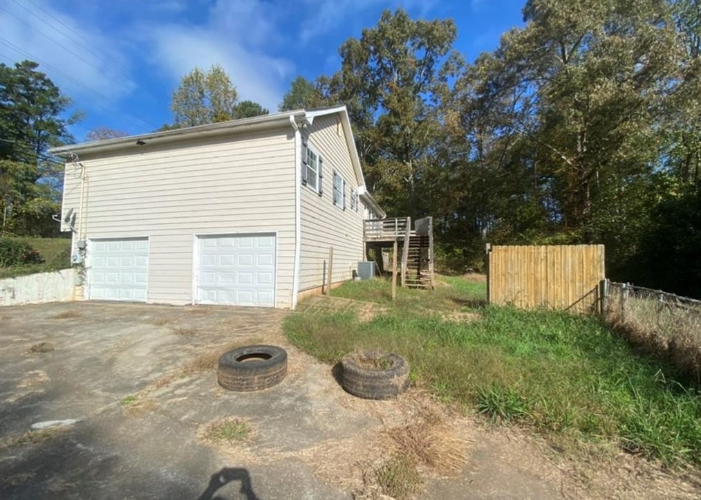 6933 Spout Springs Rd, Flowery Branch, GA 30542-5536