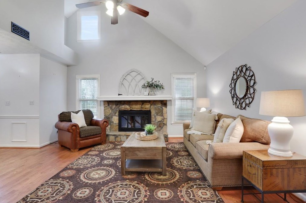 11015 Pinehigh Dr, Alpharetta, GA 30022-6509