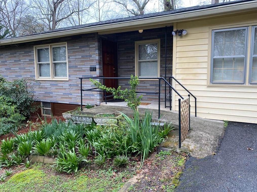 491 Floyd Dr, Smyrna, GA 30082-2013