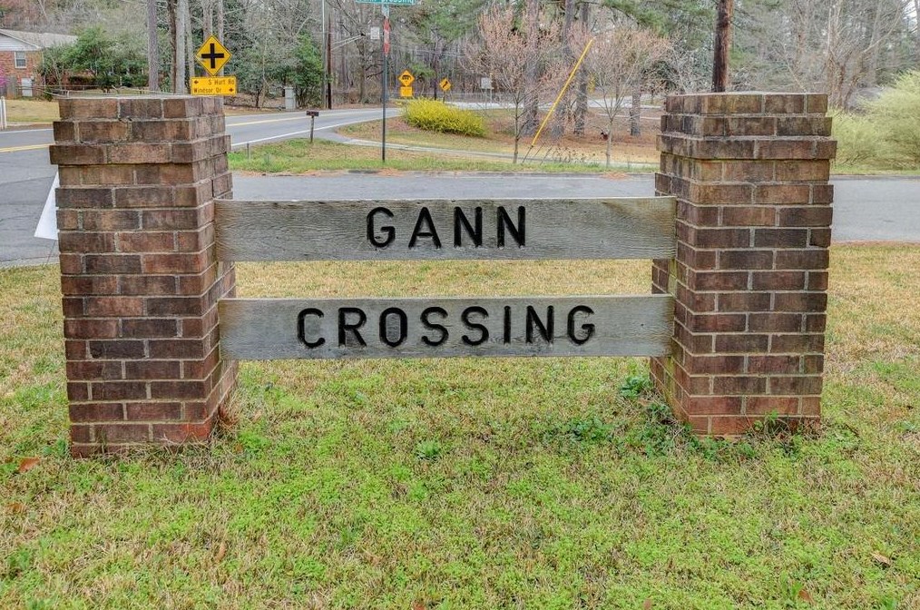 4583 Gann Xing, Smyrna GA  30082-4425 exterior