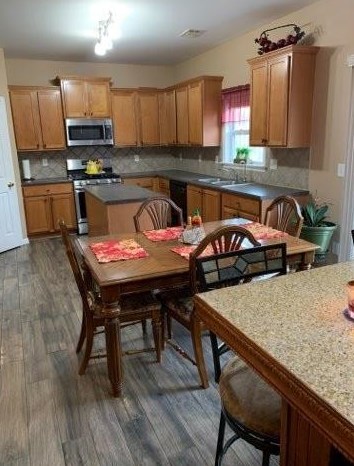 3625 Wood Point Way, Gainesville, GA 30507