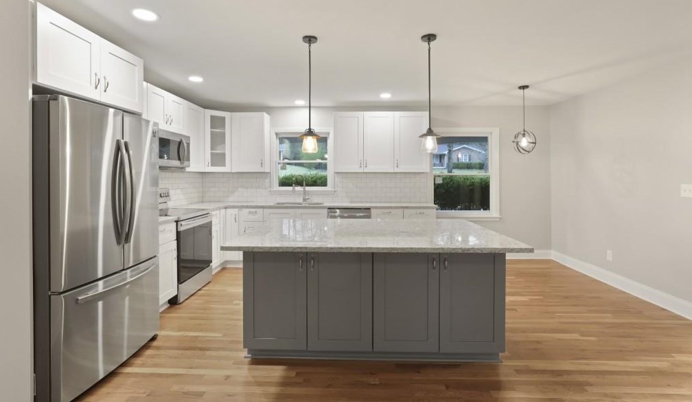 1795 Queens Way, Atlanta GA  30341-1019 exterior