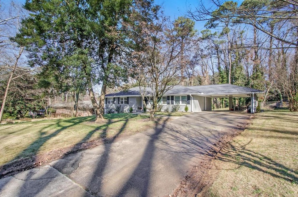 1754 Wilmont Dr, Atlanta GA  30329-2823 exterior
