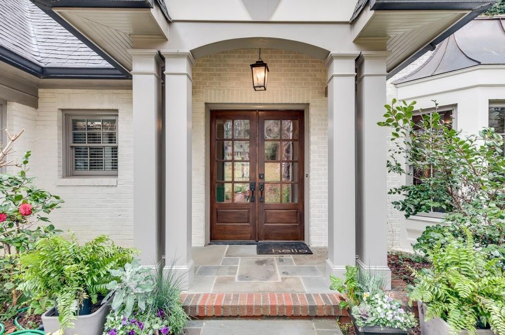 1604 Heatherwood Dr, Decatur, GA 30033-1707