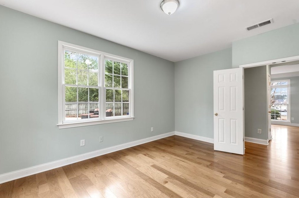 12595 Huntington Trce Ln, Alpharetta GA 30005-7504 exterior