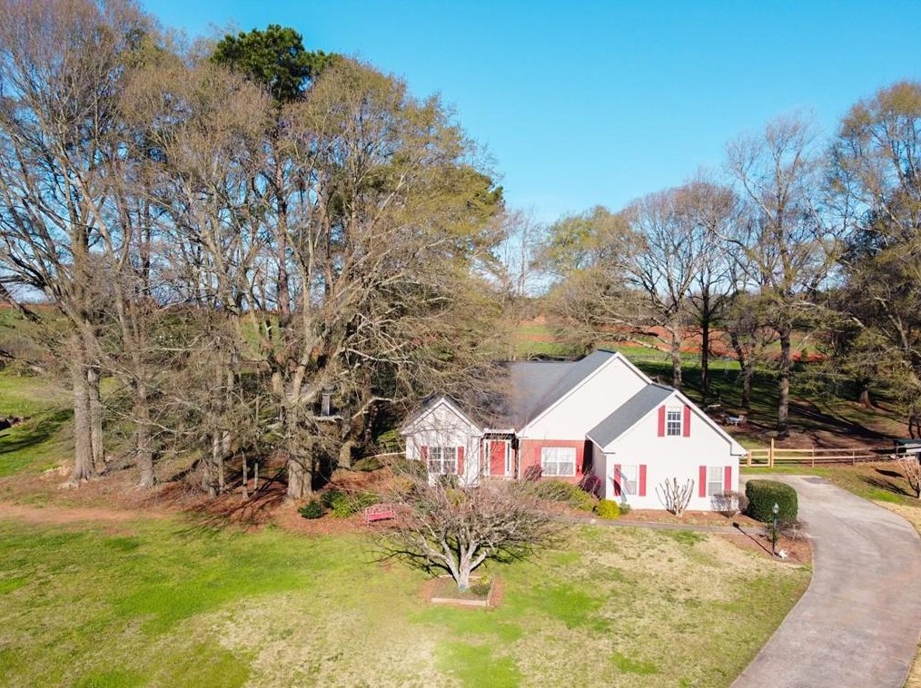 370 Olde Wick Trl, Hoschton, GA 30548-5500