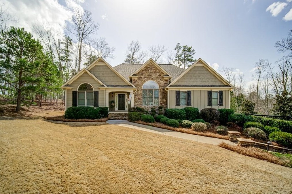 101 Amberleigh Dr, White, GA 30184-3547