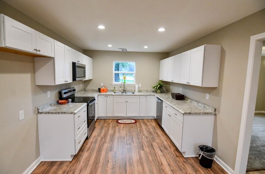 203 May St, Calhoun GA 30701-2745 exterior