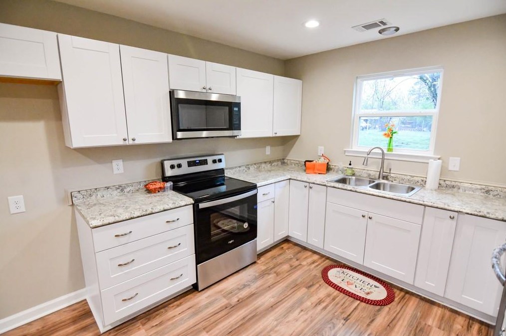 203 May St, Calhoun GA 30701-2745 exterior