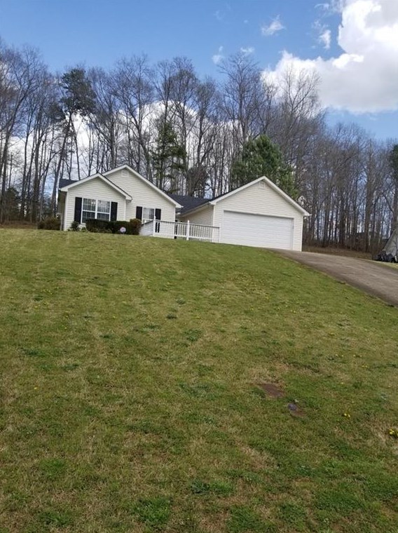 4359 Saddlewood Ct, Gillsville, GA 30543-3070