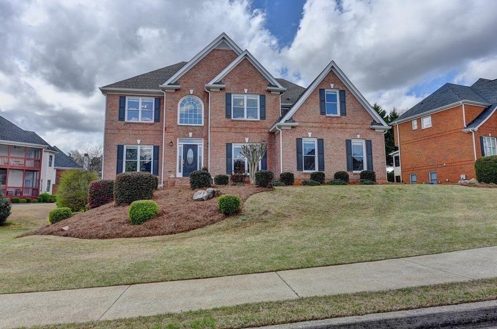425 Pine Bough Ct, Alpharetta, GA 30004-4539