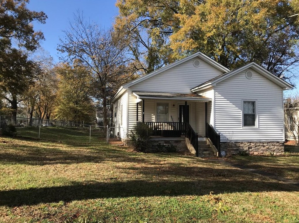 1 Parmenter St, Euharlee, GA 30120-2558