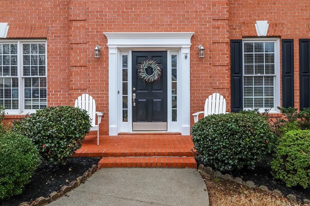 283 Providence Oaks Cir, Alpharetta, GA 30009-6815