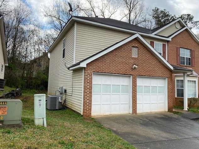 4520 Carriage Park Dr, Lithonia, GA 30038