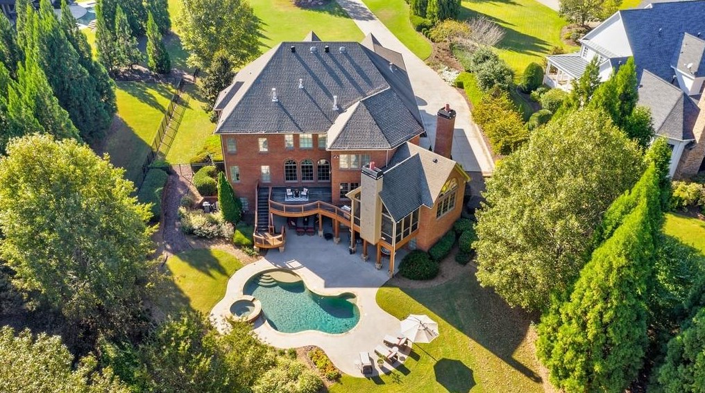 612 Glenover Dr, Alpharetta, GA 30004-8276