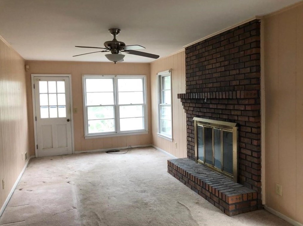 6530 White Mill Rd, Fairburn, GA 30213-2544