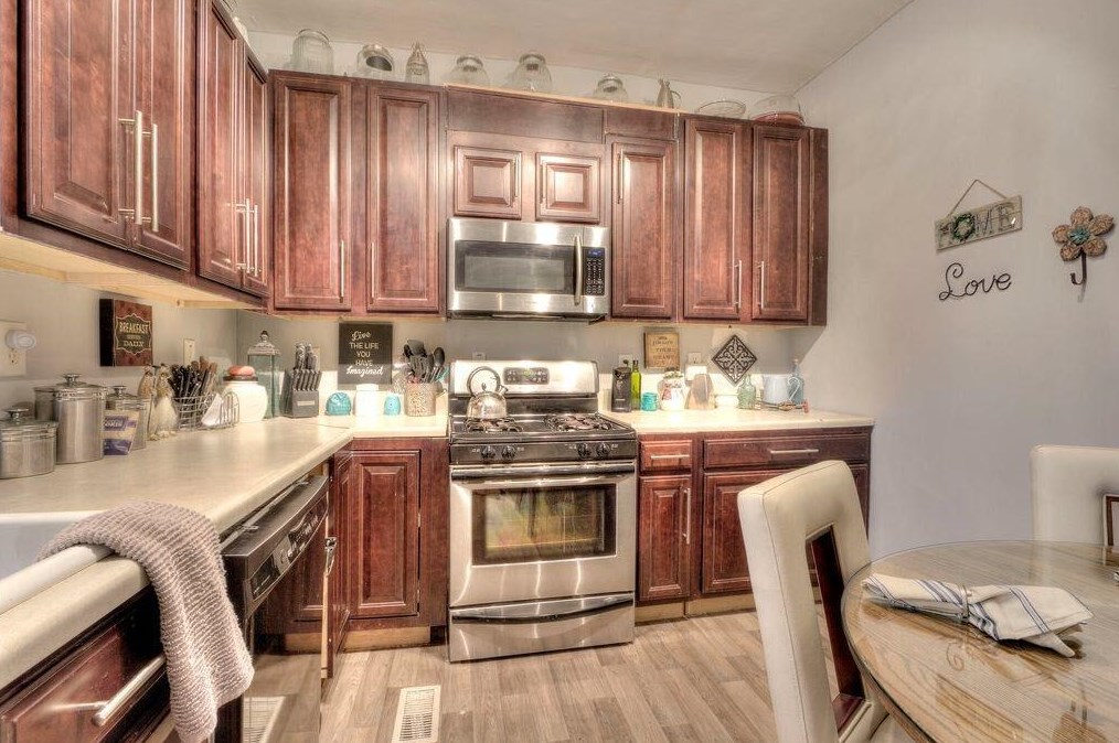38 Wingfoot Trl, Euharlee, GA 30120-2579