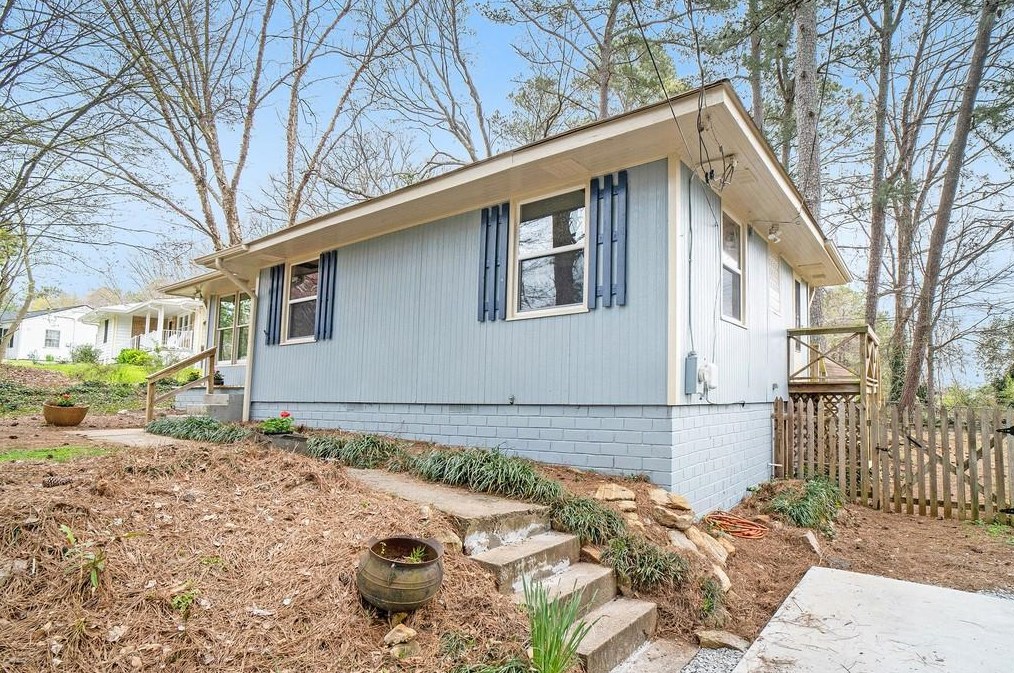 2501 Cofer Cir, Tucker, GA 30084-3710