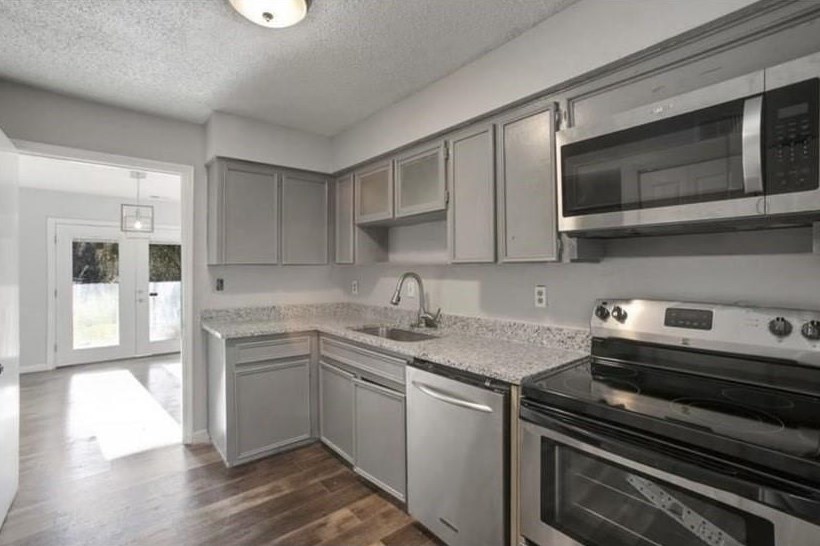 199 Tiburon Dr, Lithonia, GA 30038