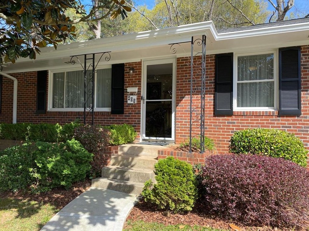 405 Westchester Dr, Decatur GA  30030-1123 exterior