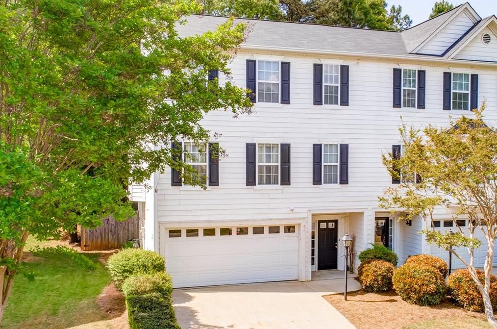 4417 Thorngate Ln, Acworth, GA 30101-6819