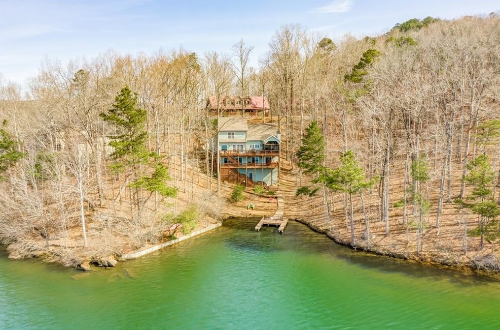 105 Spruce Ct, Waleska, GA 30183-4204