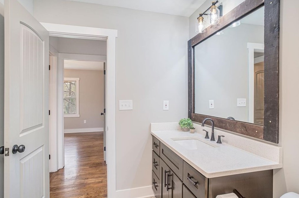 2185 Greystone Way, Decatur GA  30032-5539 exterior