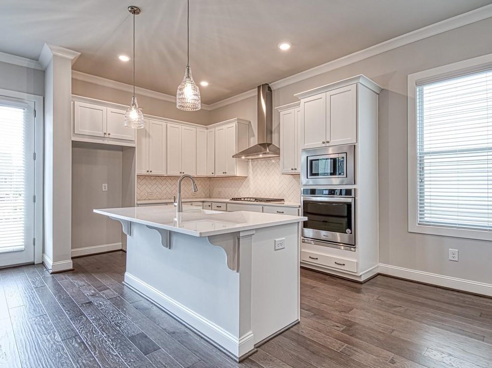 2466 Reed St, Smyrna GA  30080-0021 exterior