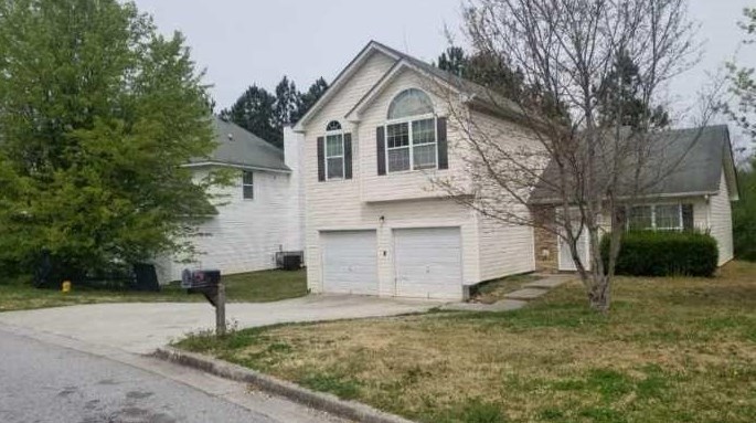 2739 Sand Lake Ct, Atlanta, GA 30349-3197