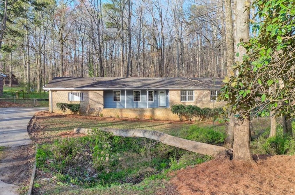 211 Tammy Dr, Dallas, GA 30132-7402