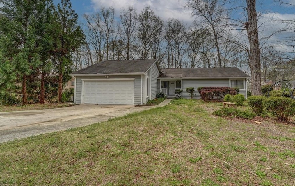 1785 Laurel Ridge Dr, Conyers, GA 30094