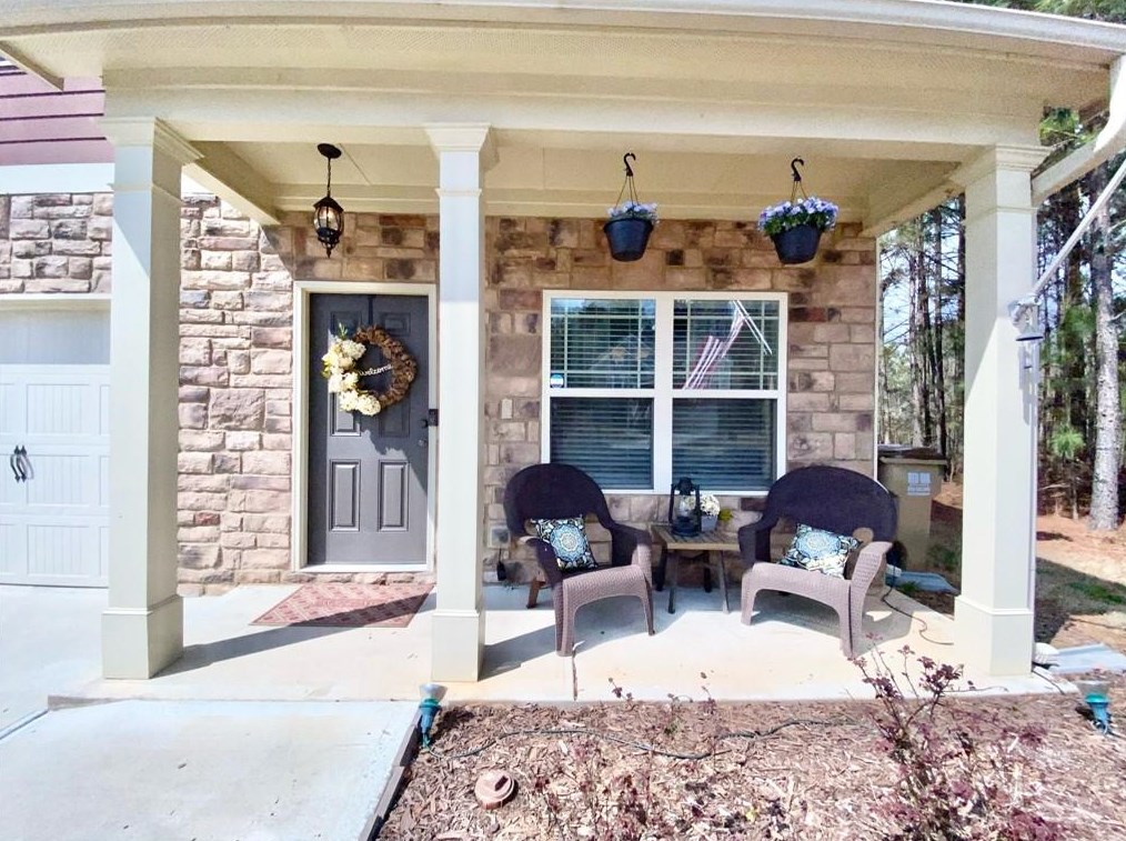 4887 Clarkstone Dr, Flowery Branch, GA 30542-3326