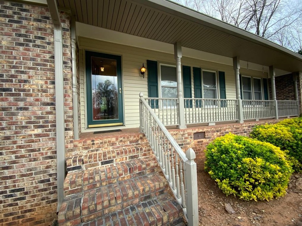 4500 Bobs Ct, Stone Mountain, GA 30083-5101