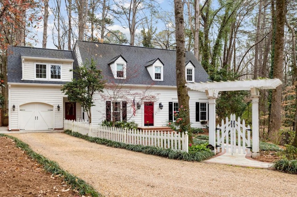 5583 Roberts Dr, Atlanta, GA 30338-3350