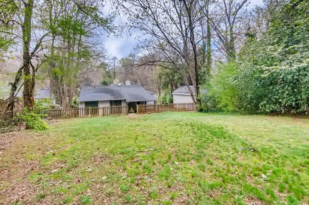 1222 Carter Rd, Decatur GA  30030-4601 exterior