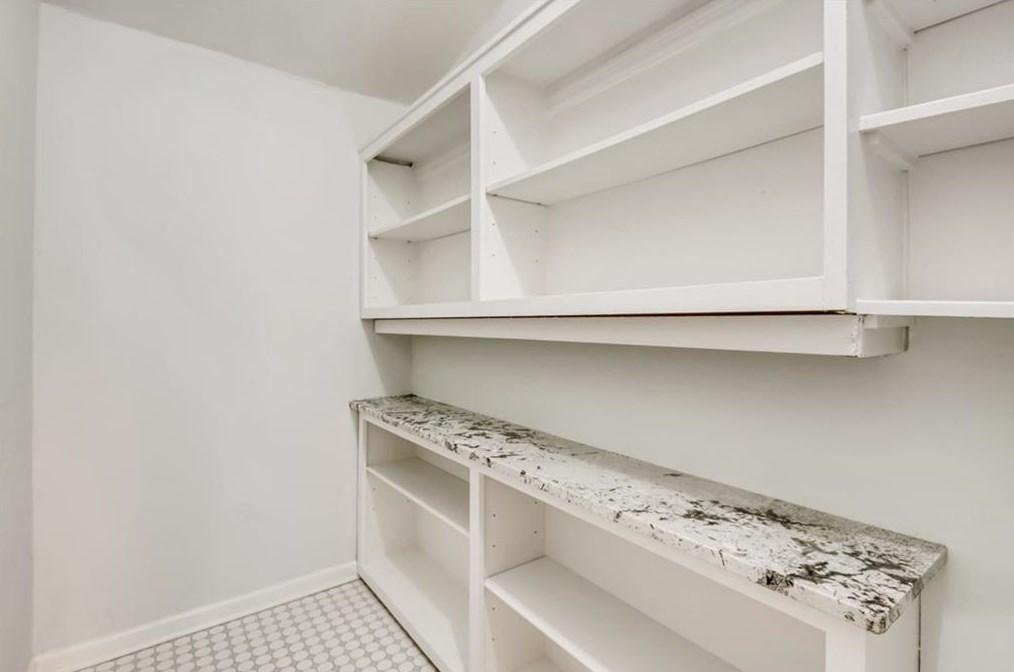 1222 Carter Rd, Decatur GA  30030-4601 exterior