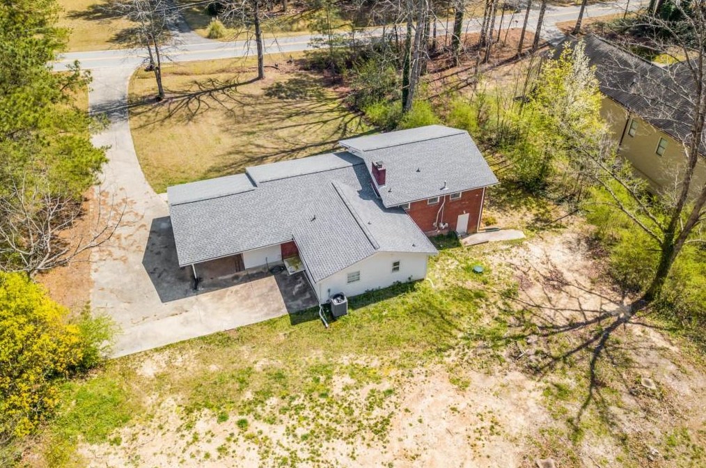 1895 Wallace Rd, Atlanta GA  30331-7626 exterior