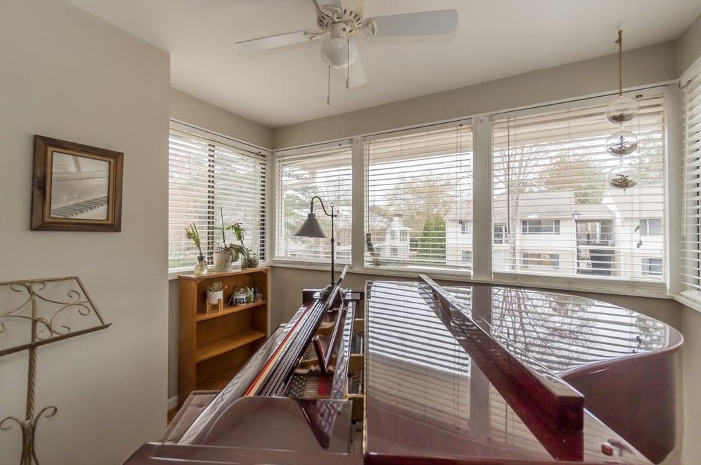 1207 Wingate Way, Atlanta GA  30350-4947 exterior
