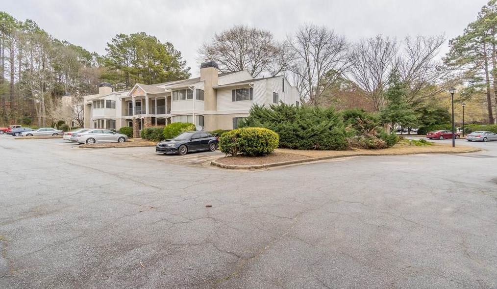 1207 Wingate Way, Atlanta GA  30350-4947 exterior