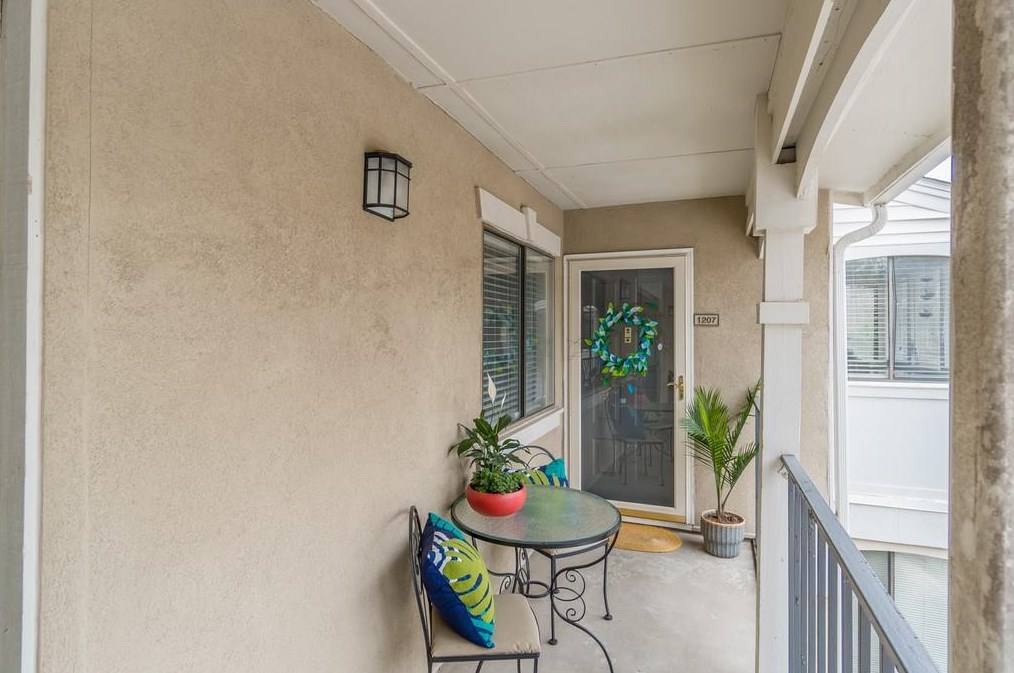 1207 Wingate Way, Atlanta GA  30350-4947 exterior