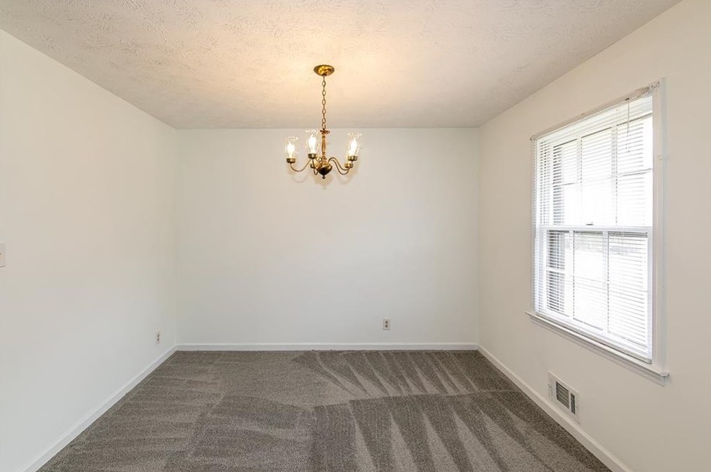 586 Chris Cir, Lawrenceville GA  30044-3759 exterior