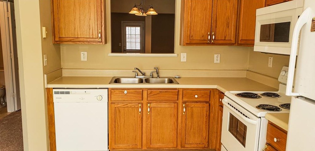 3324 Waldrop Trl, Decatur GA  30034-7425 exterior