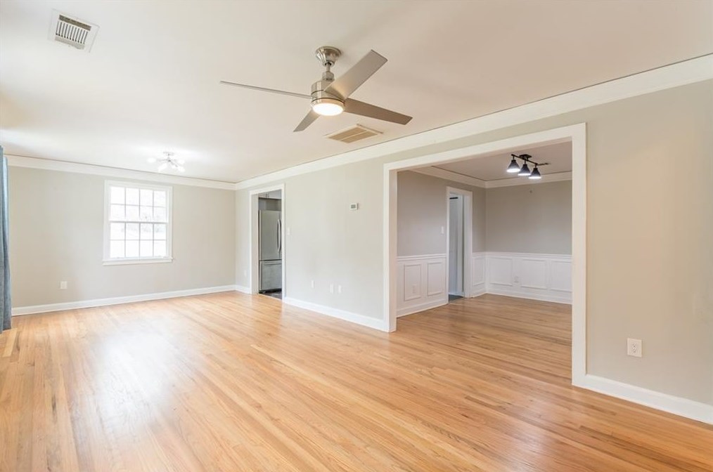 1986 Oana St, Atlanta, GA 30310-5036