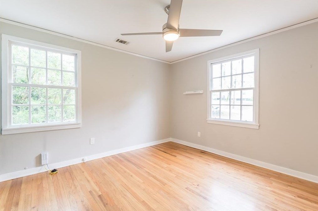 1986 Oana St, Atlanta GA  30310-5036 exterior