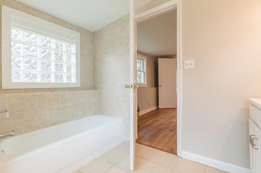 1986 Oana St, Atlanta GA  30310-5036 exterior